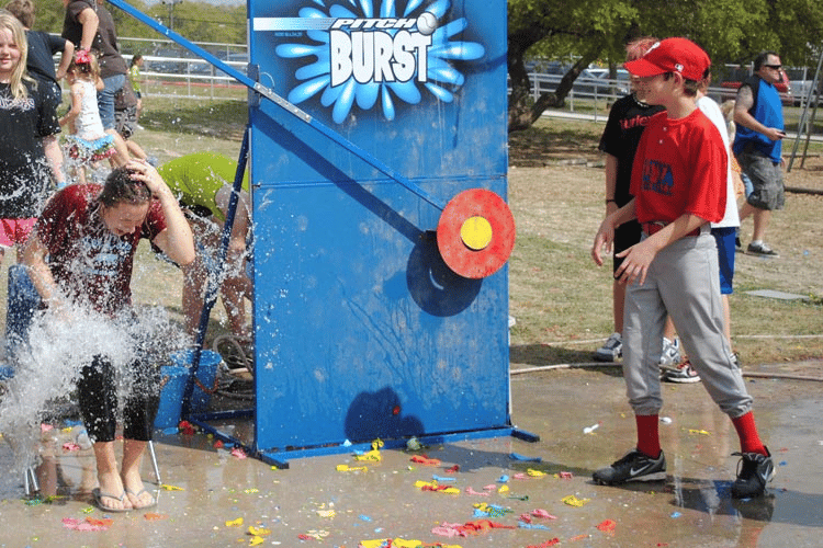 school carnival water balloon game
